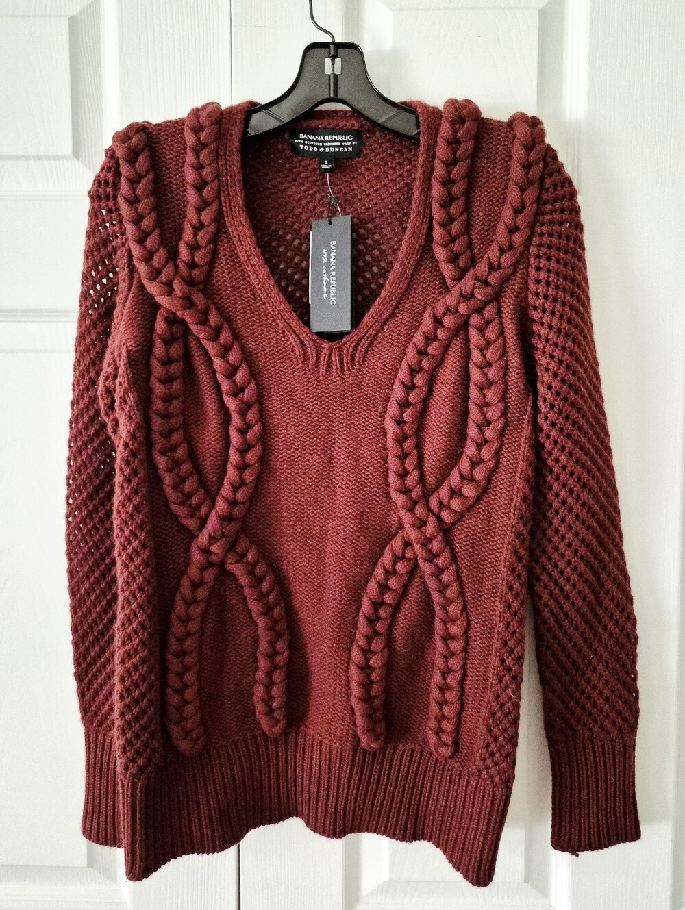 NWT Banana Republic Todd Duncan Le Braided Burnt Rust Cashmere V-Neck Sweater S